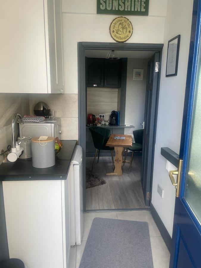 Boutique Apartment Виклоу Экстерьер фото